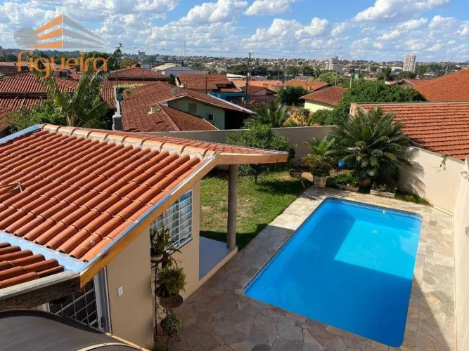 Casa com 2 dormitórios à venda, 184 m² por R$ 420.000,00 - América - Barretos/SP