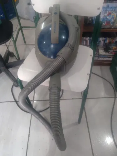 Vendo aspirador de pó Electrolux