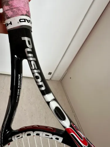 Raquete tênis Babolat pulsion io2 (grátis capa para transporte)
