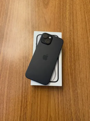 iPhone 15 excelente