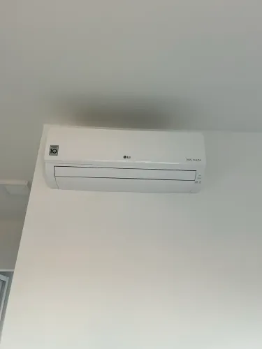 Ar condicionado QUENTE/FRIO - LG Inverter 9000BTUs