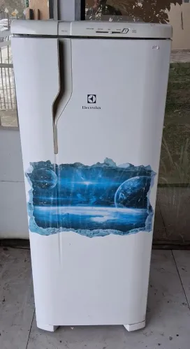 Geladeira Electrolux Completa