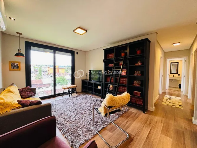 APARTAMENTO COM 3 DORMITÓRIOS - CENTRO - CANELA/RS