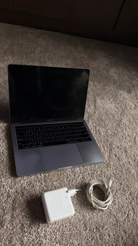 MacBook Pro touchbar