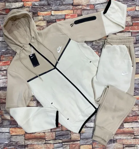 Conjunto de frio masculino bege e branco Nike P ao GG