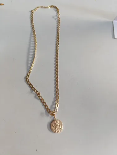 Cordão Rommanel no preço 400 reais
