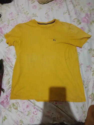 Vendo roupas para brechós ou uso pessoal.