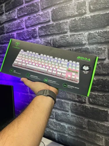 ? Teclado Mecânico T-Dagger Bora RGB Branco (80% - Switch Brown)