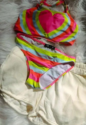 Lote para mar e piscina menina Tam 12