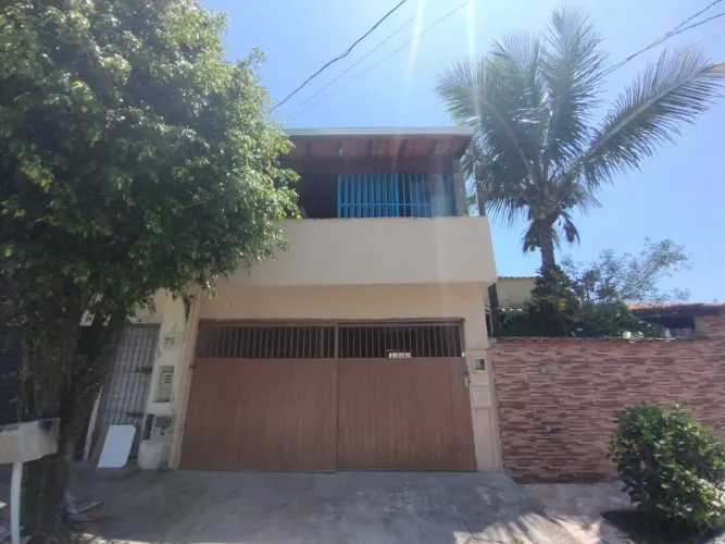Casa com kitnets em itanhaem litoral sul de sp 