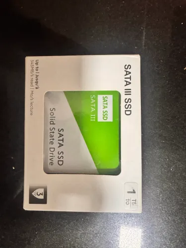 Sata III Ssd - 2.5 SSD - 1TB sem uso na caixa