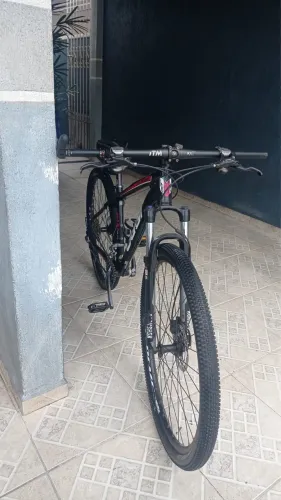 Título: ? OGGI BIG WHEEL 29 - Suspensão RockShox - Freio a Disco - IMPECÁVEL!