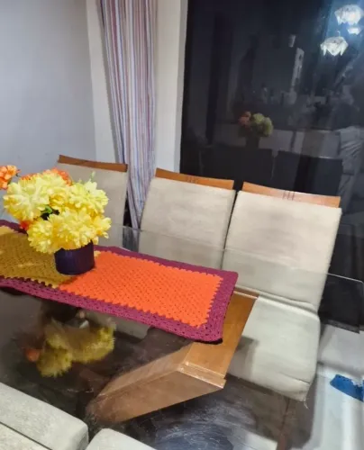 Mesa com cadeiras