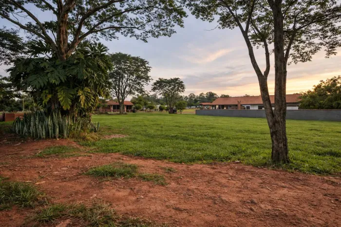 Terreno em Condomínio para Venda em Águas de Santa Bárbara, Santa Barbara Resort Residence