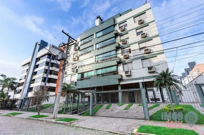 Cobertura à venda em Porto Alegre, bairro Jardim Lindoia.