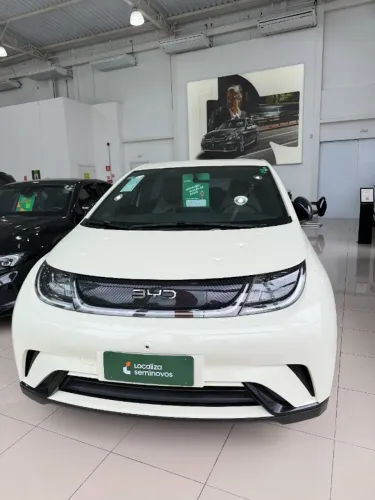 BYD Dolphin EV (Elétrico) 2026