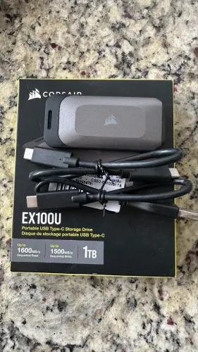 SSD Externo Portátil Corsair EX100U 1TB, LEITURA 1600MB/S, GRAVACAO 1500MB/S
