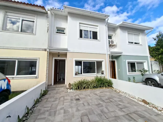 Hípica- Casa 2 dormitórios, 2 suítes, com piscina-ALUGA!!!