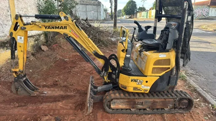 Mini escavadeira Yanmar Vio12 