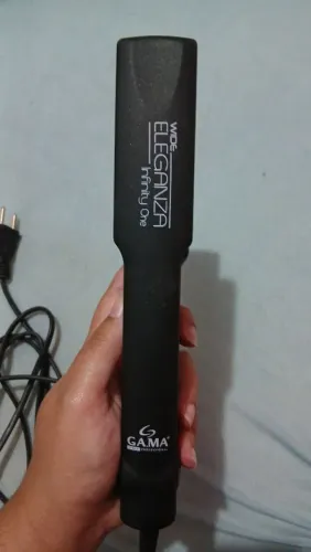 Prancha de Cabelo Semi-Nova