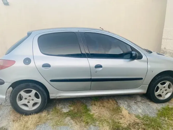 Peugeot 206 Selection/ Sensation 1.0 16V 5P 2005