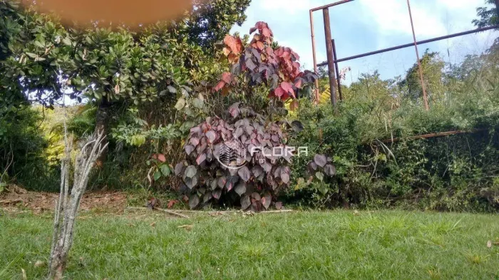Área à venda, 30000 m² por R$ 10.000.000,00 - Piratininga - Niterói/RJ