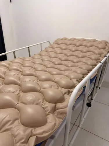 Cama hospitalar + colchão pneumático
