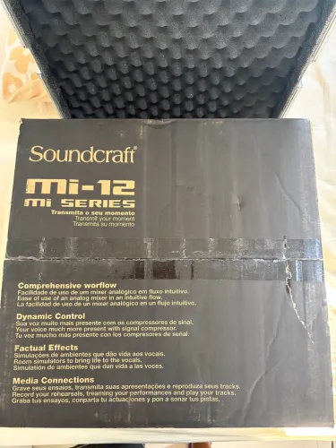 Mesa de som Soundcraft MI 12 NOVA na caixa com case rígido NOVO