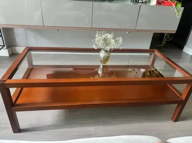 Mesa de centro com vidro temperado Tok&Stok