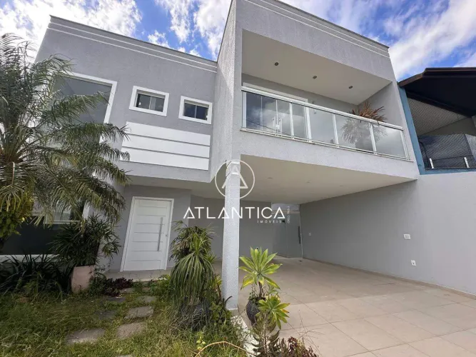 Atlântica Imóveis tem excelente Casa à Venda no Condomínio Costa Paradiso, Macaé/RJ.