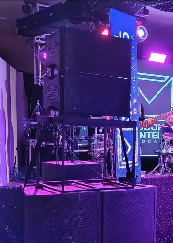 Caixas LINE Array 1x12 + ti ativa+ Passiva 4 unidades 