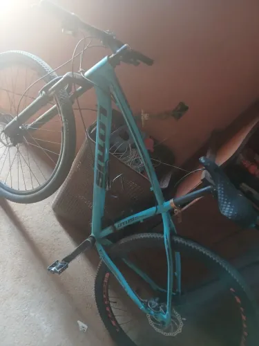 Vendo-o bicicleta lotus azul em boas condições