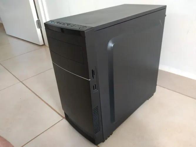 Gabinete pc matx Nox