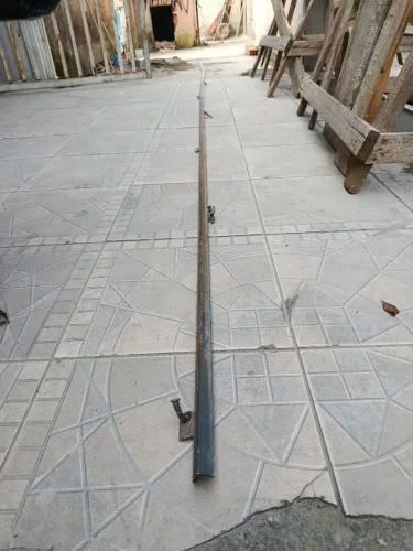 Vendo trilho de portão
