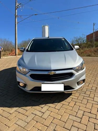 Chevrolet Onix Hatch LTZ 1.4 8V Flex Mec. 4P 2017