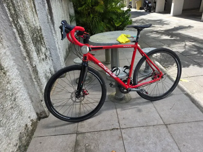 Bicicleta Gravel OGGI com grupo 2×10 Vel. todo ShimanoTiagra.Tam56 Roberto F *