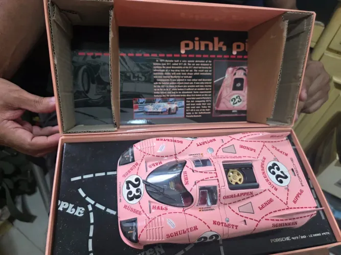Miniaturas da minichamps de competiçao na escala 1/18 preços variados