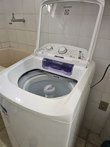 Máquina de Lavar Electrolux 8,5kg Branca Turbo Economia