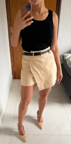 Queima de estoque, roupas femininas novas