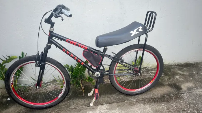 Bicicleta montadinha aro 24