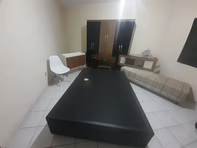 Combo. Guarda roupas, Espelho, Cama Baú, Cadeira,Cômoda ,Sofá cama.Tabua de passar. 1 Pass