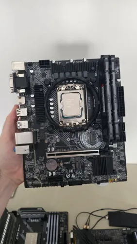 KIT DDR4 | INTEL i5 14400 | H610 | 16GB KINGSTON FURY 3600mhz