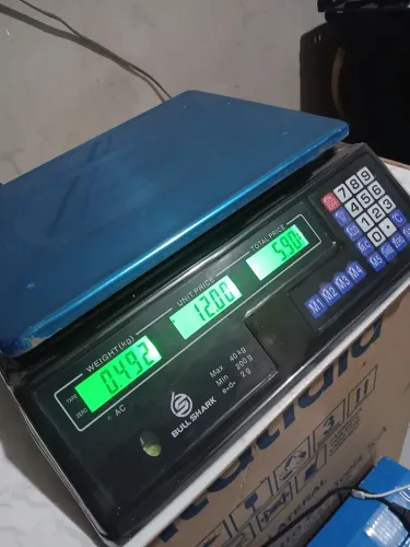 Balança eletrônica de 40 kg comércio e residência fazemos entregas