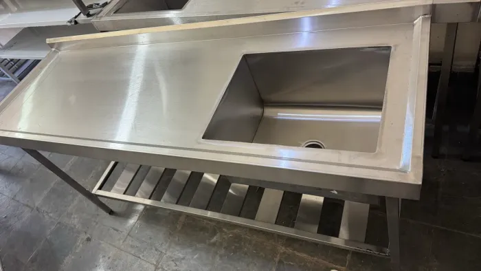 Pia inox 1,80 x 60 uma Cuba