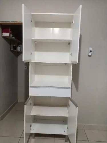 Armário de cozinha.