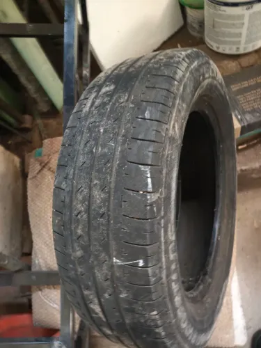 Pneu aro 15 185/65