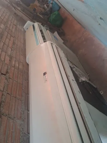 Duas máquinas de 24 mil bths