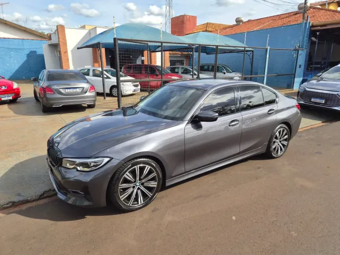 BMW 320I A Modern/sport TB 2.0/a.flex 16V 4P 2022