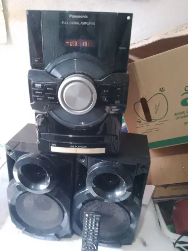 Vendors son 3x1 Panasonic radio perfeito USB perfeito CD nao ta lendo meu zap * 