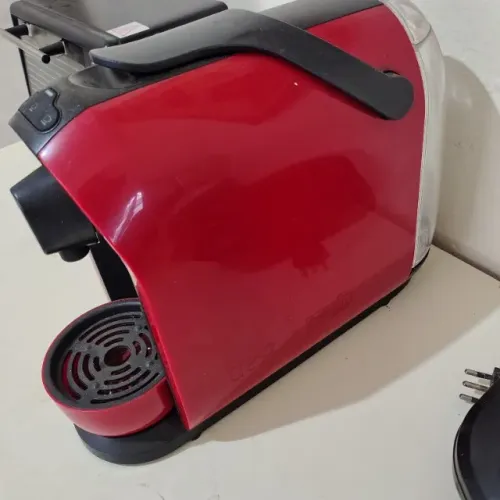 Cafeteira elétrica 3 corações cápsulas
